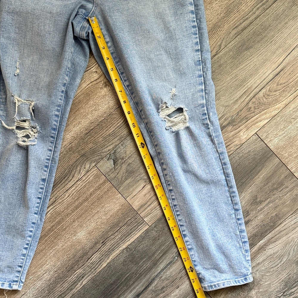 GAP Light Blue Ripped Skinny Jeans - Picture 8 of 9